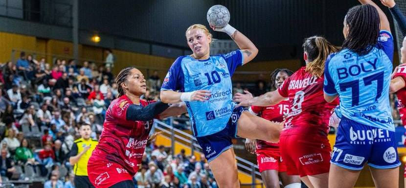 Правая полусредняя французского "Гавра" Каролина Левандовски будет играть за "Мошонмадьяровар"