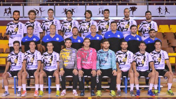 Испания. После поражения от "Вальядолида" в чемпионате страны в отставку отправлен главный тренер "Адемара" Рафаэль Гихоса