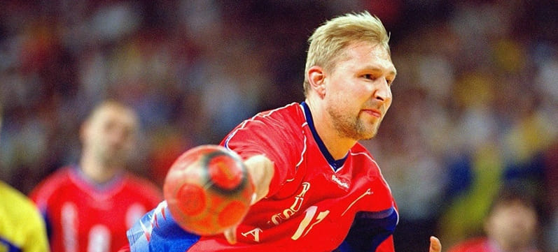 "Владимир Салманович об этой нашей уловке не знал…" Олимпийские чемпионы-2000 поздравляют Максимова с 80-летием