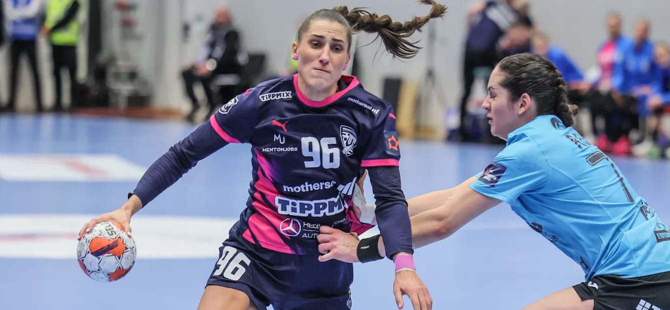 16 голов Йоханны Райхерт не спасли "Тюрингер" от поражения "Мошонмадьяровару" в Европейской лиге, "Шамбре" победил "Бломберг-Липпе"