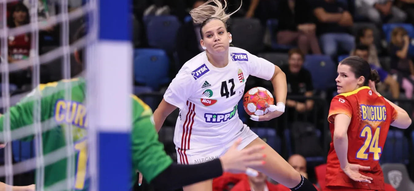 Женская сборная Венгрии победила в контрольном матче команду Румынии с разницей в 9 мячей