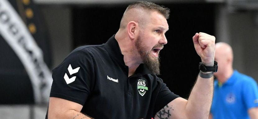 Польша. Известный специалист Роберт Лис возглавил "Сталь" из Мелеца, выступающую в Д2