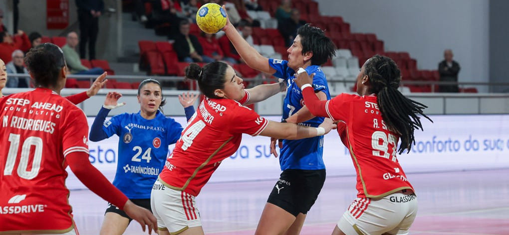 Кубок ЕГФ. Словацкая "Ювента" вышла в полуфинал, обыграв "Венло". Сегодня ещё два матча 1/4 финала, в том числе с участием "Эльче" Жуковой