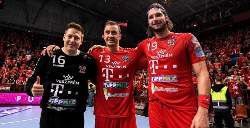 Венгрия. Ласло Надь, Момир Илич и Роланд Миклер сыграли свой последний матч на домашней арене "Веспрема"