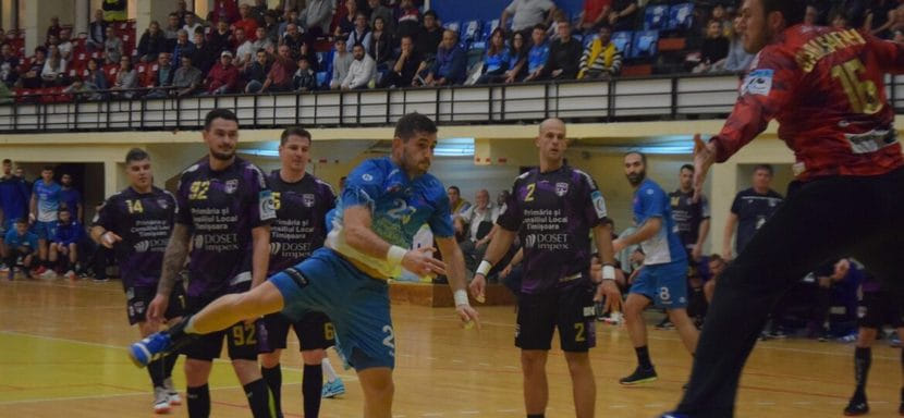 Румыния. В полуфинале Кубка страны "Констанца" победила "Тимишоару" и в решающем матче встретится с бухарестским "Динамо"