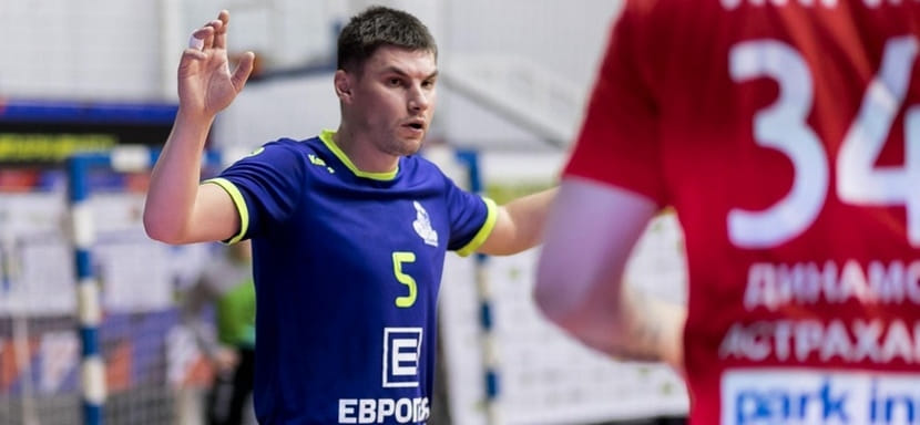 Olimpbet Суперлига. Правый крайний краснодарского СКИФа Дмитрий Копосов стал игроком "Скифа" из Омска