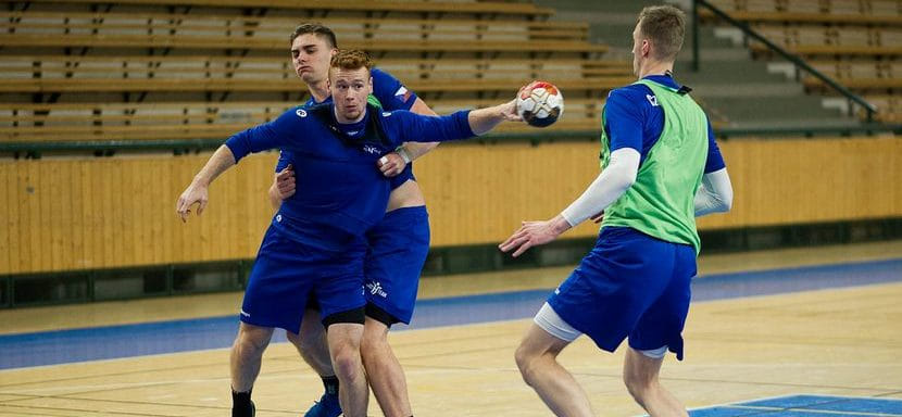 ЧЕ-2022. В сборной Чехии оказалось восемь положительных тестов на коронавирус перед игрой с фарерцами. Уже отменен и повторный матч