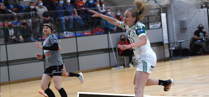 Венгрия. "Дьер" в гостях разгромил "Вац", Эстель Нзе-Минко оформила 8 мячей