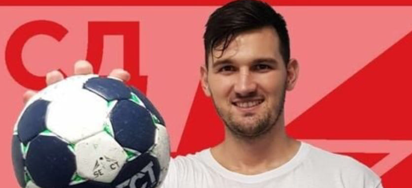 Балканы. Брат Петара Ненадича Драшко вернулся в "Црвену Звезду". Летом он покинул вылетевший во вторую бундеслигу "Кобург"