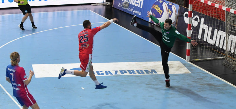 СЕХА-Газпром-лига. Спасение белорусского голкипера "Мотора" Ивана Мороза вошло в топ-5 сэйвов по итогам апреля (ВИДЕО)