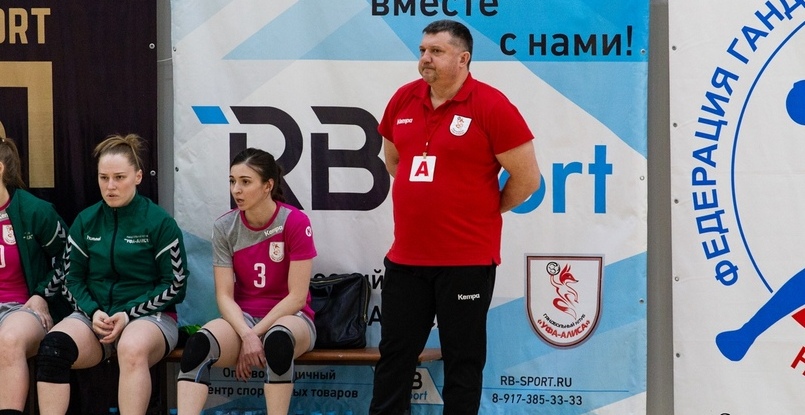Суперлига. Игорь Саранец: "Все прибывшие в основной состав "Уфы-Алисы" игроки радуют, да и другие тоже стараются"