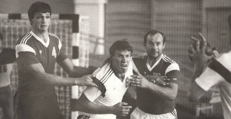 Юрий Нестеров. Часть первая. "Нас тянуло домой, в Ленинград"