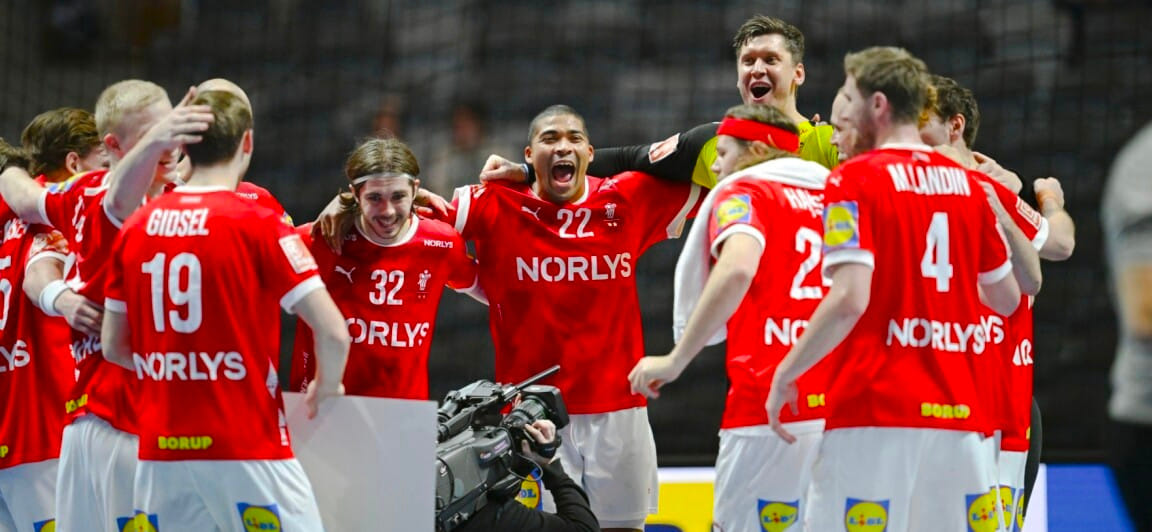 Экспертиза БЦ. Разбираем ЧМ-2023: "Игра чемпионов-датчан явно выделялась на фоне остальных"