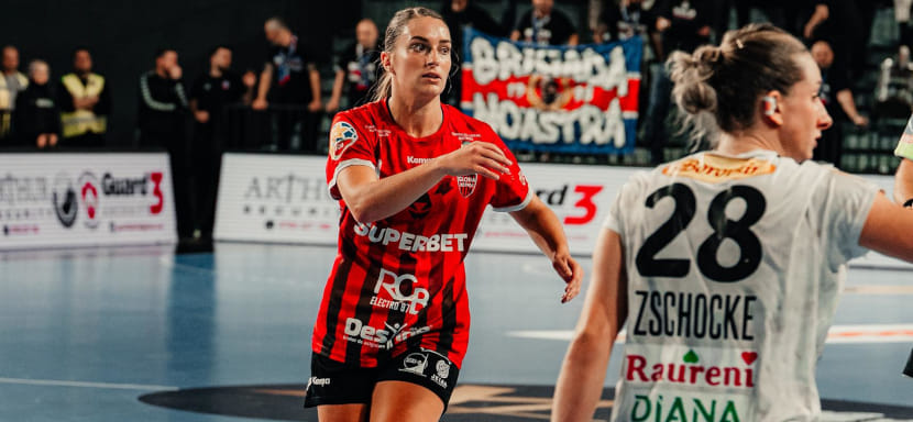 Чемпионка мира, разыгрывающая сборной Нидерландов Ларисса Нюссер продолжит выступать за "Глорию Бистрицу" до лета 2028 года