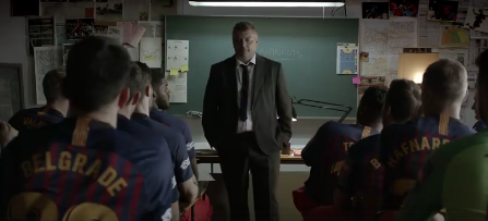 Урок "быстрой географии" от главного тренера "Барселоны" Хавьера Паскуаля. Это видео снято классно и очень смешно 