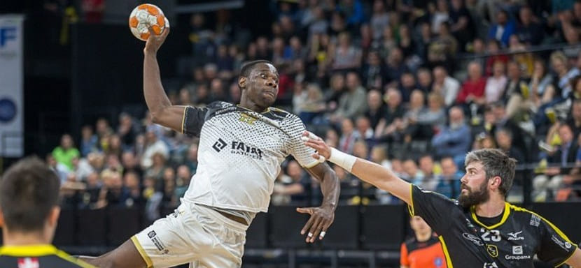 ЧЕ-2022. Замены в составе сборной Франции. В команду получили приглашения Драган Пешмальбек и Карл Конан