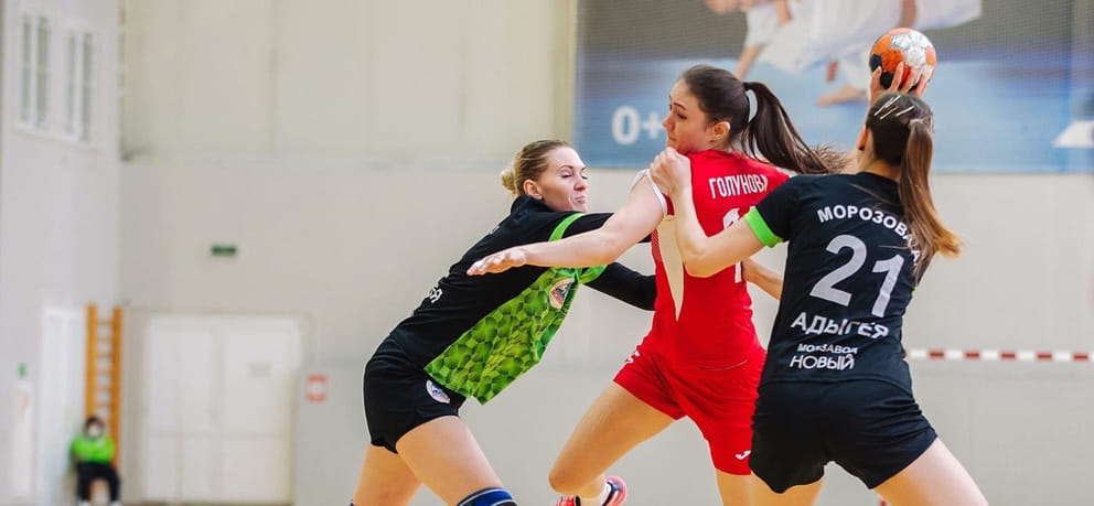 Остаться в Суперлиге. Екатерина Голунова: бомбардир двух республик и 2 000 километров за рулём