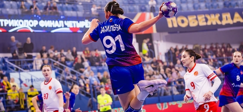 Московский ЦСКА стал первым финалистом женского Кубка России после победы над "Астраханочкой"