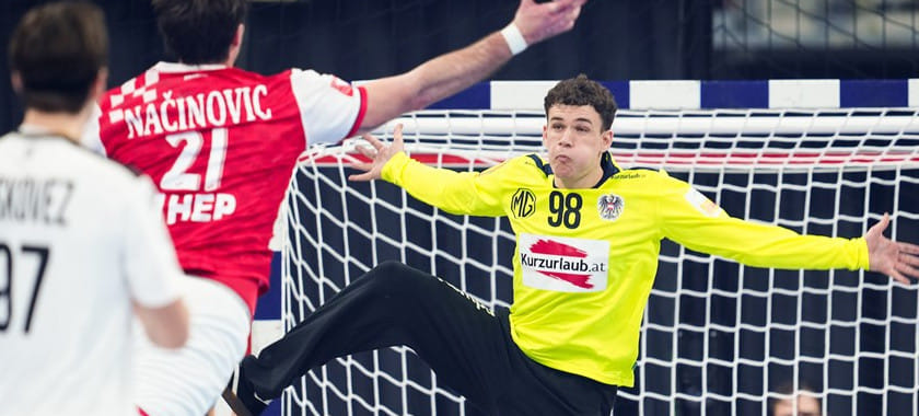 ЧЕ-2024. Константин Мёстль: "Такое ощущение, будто я главный герой сумасшедшего сна. Именно поэтому пересматриваю игры и смотрю фотографии"