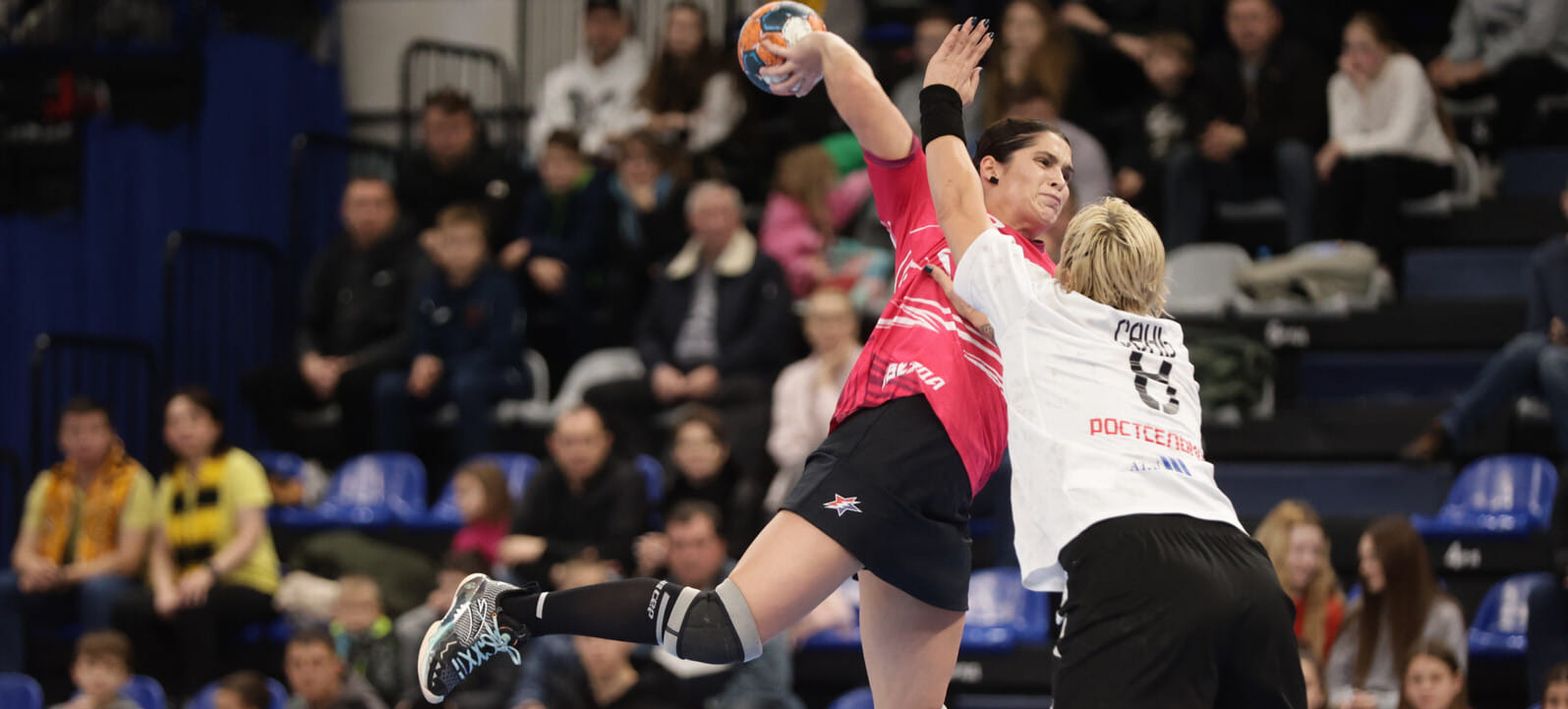 Перед домашним матчем с ЦСКА "Ростов-Дон" в Чехове поиграл в кошки-мышки со "Звездой"