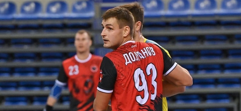 Высшая лига. Состав "Воронежа" пополнил 29-летний левый полусредний Никита Долганов