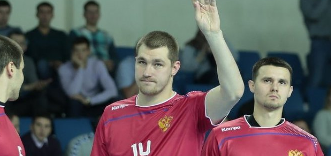 Беларусь. Левый полусредний сборной России Дмитрий Санталов подписал контракт с БГК имени Мешкова — соглашение рассчитано на три года