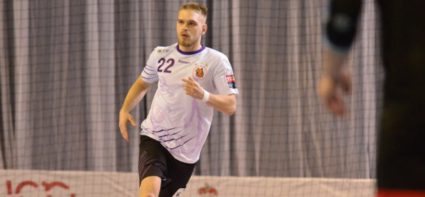 Россия. Разыгрывающий Игорь Карлов, покинувший "Чеховские Медведи", подписал контракт с норвежским "Фюллингеном" из Бергена