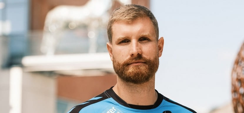 Австрия. 33-летний белорусский полусредний Антон Пракапеня продолжит карьеру в клубе "Бернбах/Кёфлах"