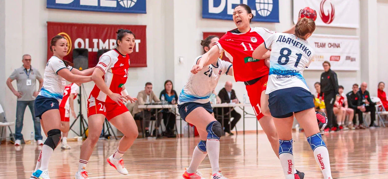 Olimpbet Суперлига. "Феникс" взлетел высоко, но так и не смог дотянуться до "Звезды"