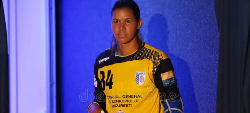 Экс-голкипер "Ростова" Маисса Пессоа о влиянии Кристины Нягу на "Бухарест": "В клубе всегда было так, как хотела она. Но Нягу не была полезна"
