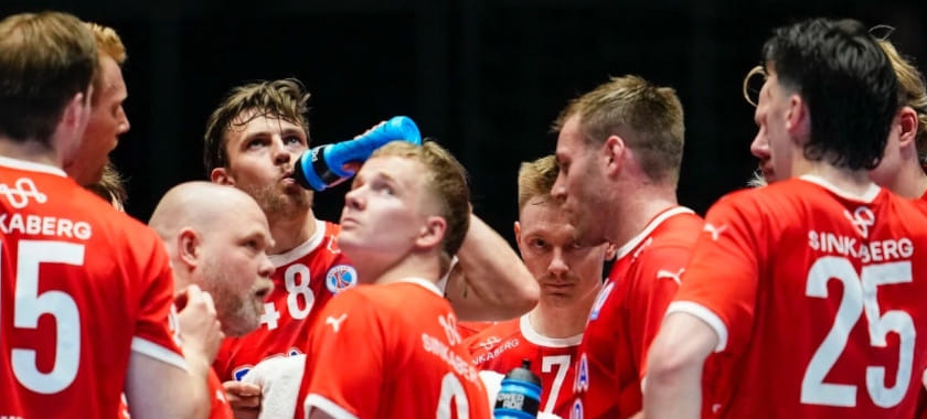 У норвежского "Кольстада" снова финансовый кризис, теперь самым высокооплачиваемым игрокам команды придётся сократить зарплаты