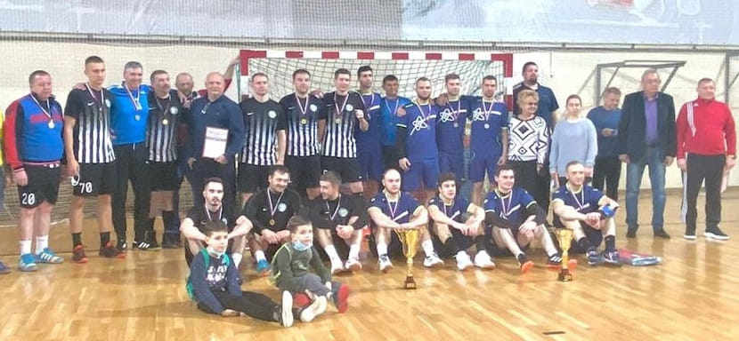 В подмосковном Протвине прошел традиционный турнир памяти Сергея Дмитровского. Приняли участие восемь команд