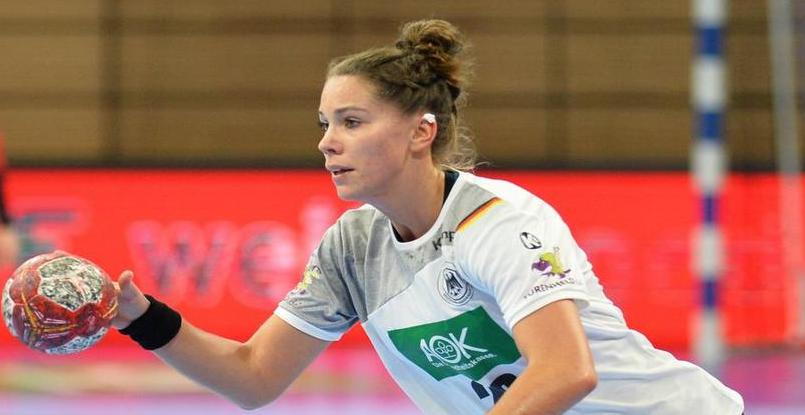 Германия. Левая полусредняя "Тюрингера" Эмили Бельк — гандболистка 2018 года по версии журнала "Handballwoche"