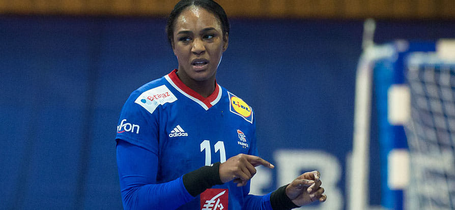 Франция. Айссату Куяте получила очередную травму на тренировке французской сборной — теперь игрока "Бреста" подвёл голеностоп