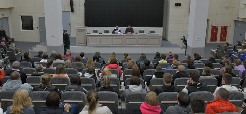 Олимпийские чемпионы Денис Кривошлыков и Владлена Бобровникова претендуют на включение в состав Комиссии спортсменов ОКР