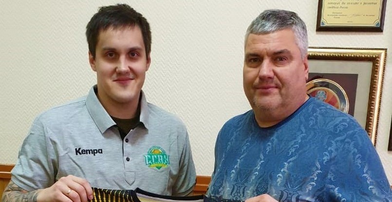 Суперлига. Правый полусредний Артем Буш сменил "Акбузат" на СГАУ-"Саратов"