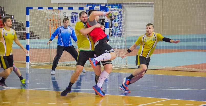 Суперлига глазами профи. "А еще я возненавидел Михаила Шаркова..." 