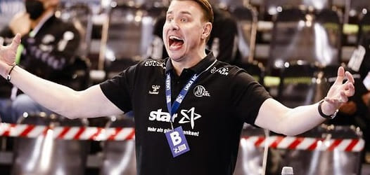 Лига чемпионов. Филип Йиха о победе над "Пиком": "Знали, что Пастор попробует против нас что-то особенное и тоже захотели удивить его игрой "7 на 6"