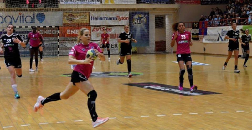 Венгрия. "Альба" с россиянками Ольгой Горшениной и Яной Жилинскайте в составе обыграла "Мойру-Будаерш" в матче национального чемпионата