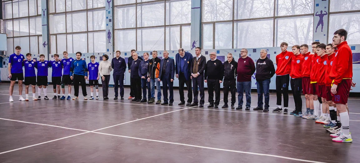 "Он любил побеждать, быть героем…" Как в МАИ почтили память легендарного Анатолия Евтушенко