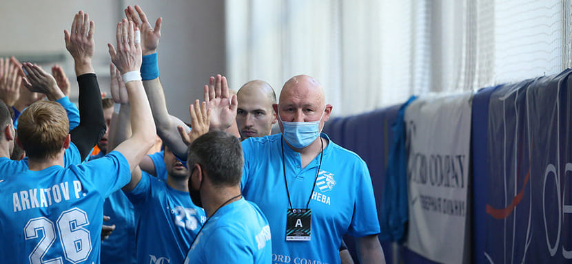 Кубок ЕГФ. Санкт-петербургская "Нева" сегодня проведет второй матч 1/16 финала с латвийским "Добеле". Известны составы команд на игру