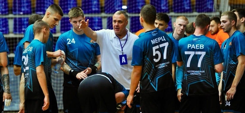 Снежинское "Динамо-Сунгуль" справилось с казанским "Зилантом" на мемориале Виктора Давыдова в Челябинске