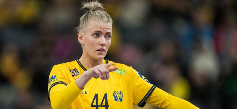 "Дебрецен" расторг контракт с плеймекером сборной Швеции Даниэлой де Йонг, так и не сыгравшей за венгерский клуб ни одного матча