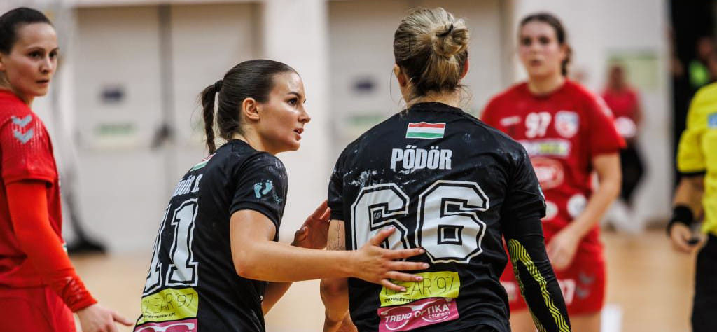 В женском чемпионате Венгрии удивляют победными сериями новички "Сомбатхей" и "Эстергом". Анна Кекезович забросила 9 мячей "Дебрецену"