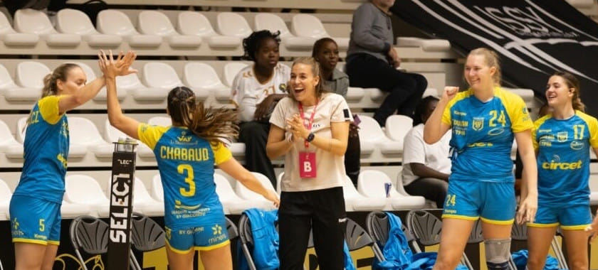 "Тулону", который находится на грани банкротства, новый акционер пообещал 110 тысяч евро. Но для спасения клубу необходимы 400 тысяч