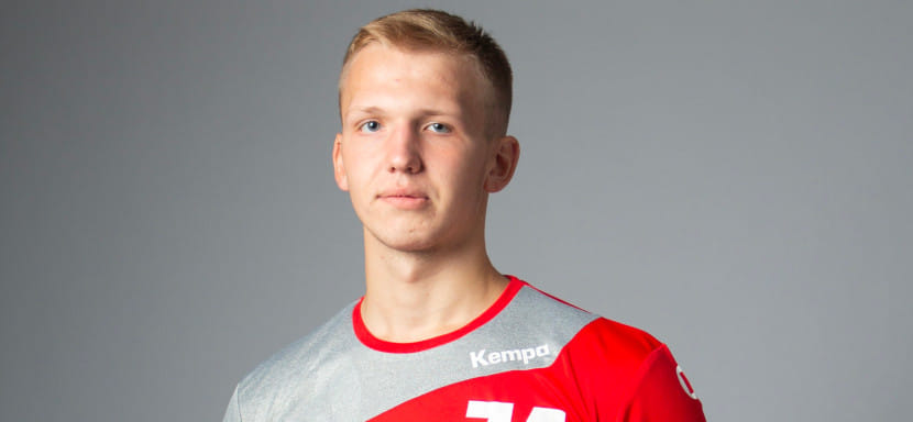 Беларусь. Гродненский "Кронон" продлил контракт с 20-летним линейным Даниилом Черником