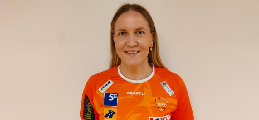 Дания. Норвежская полусредняя французского "Бреста" Тонье Лесет заключила двухлетний контракт с "Оденсе"