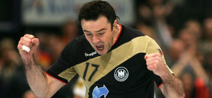 Андрей Климовец: "За победу на чемпионате мира получил авторучку стоимостью в 10 евро — с нанесённым факсимиле Ангелы Меркель. Когда Торгованов узнал об этом, то расхохотался"