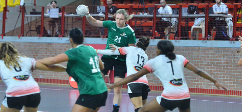 Шесть мячей Дианы Ильиной не уберегли "Глорию Бузэу" от домашнего поражения в матче с "Тыргу-Жиу"