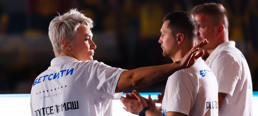 Женщины с Дибировой или мужчины с Торговановым? Битва символических сборных тренеров Суперлиги